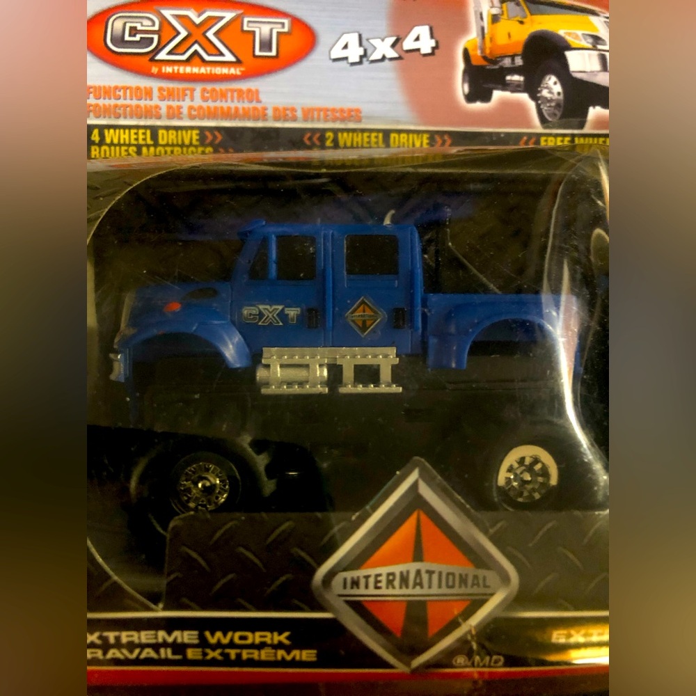 MIGHTY WHEELS 🛞 CXT 4X4